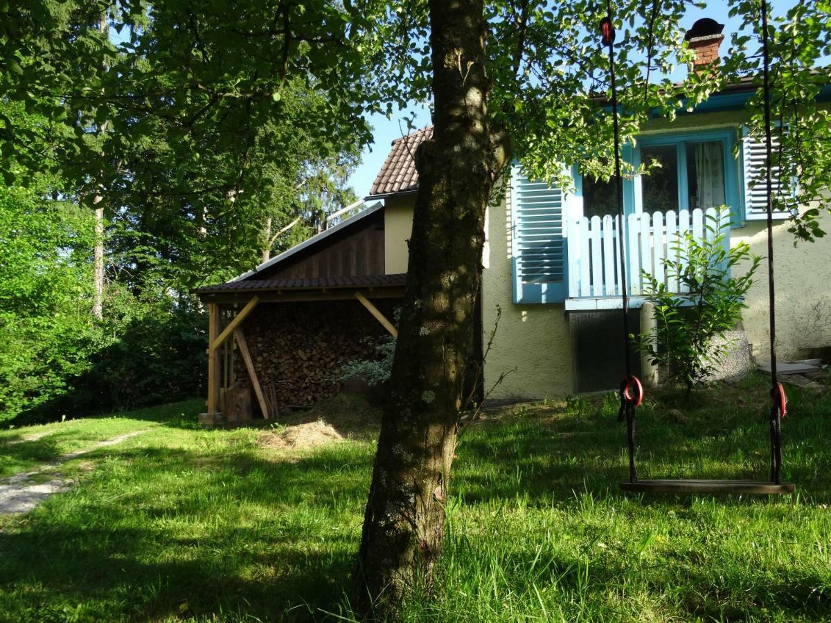 Blue Cottage Podvrh  Luaran gambar